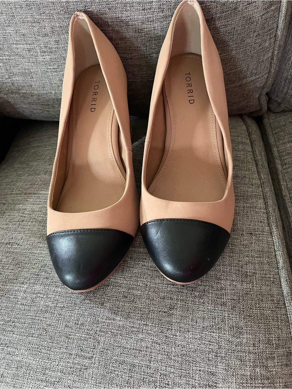 Torrid Nude black Two tone Cap toe Pumps women’s 8.5 NEW